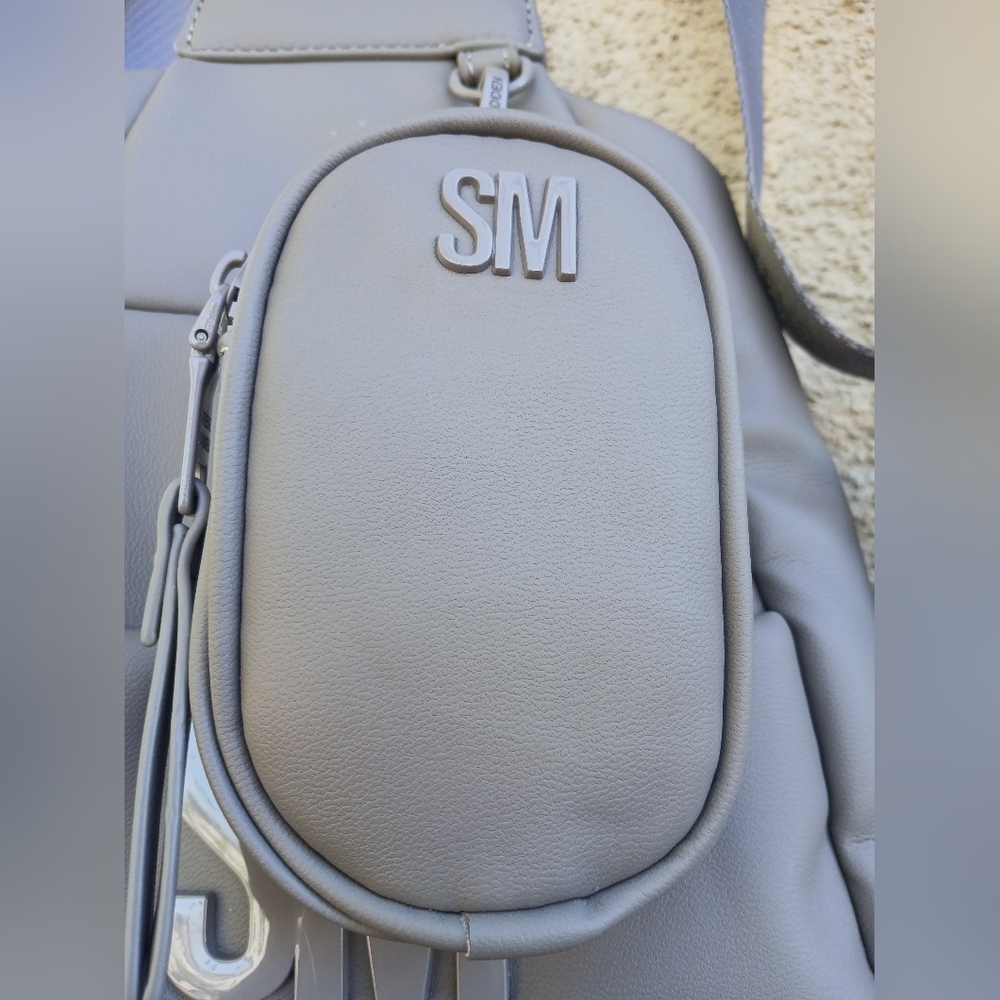 NEW Steve Madden Backpack - Picture 4 of 13